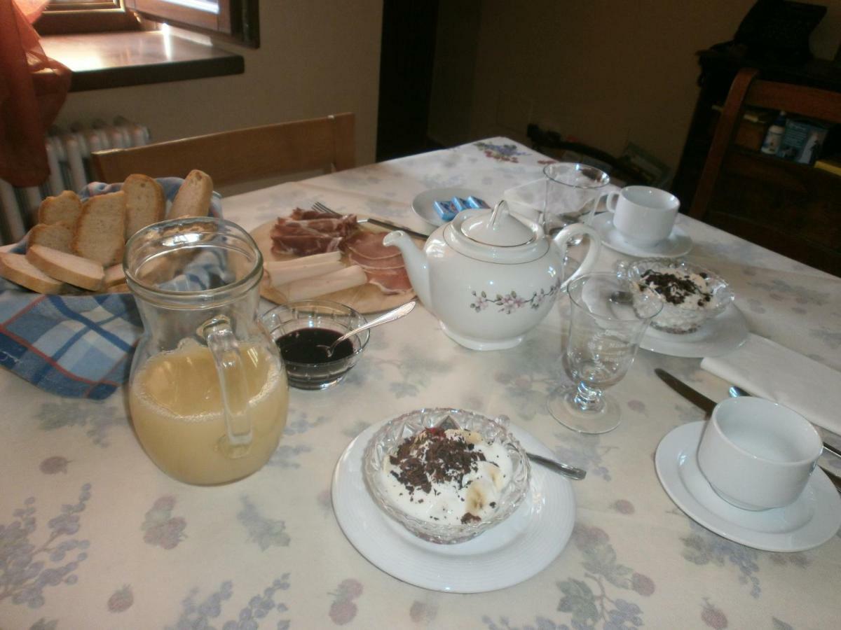 I Poggi Di Grace Acomodação com café da manhã Fivizzano Exterior foto